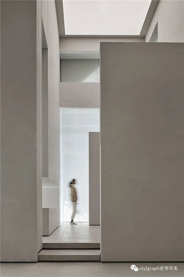 640 (9).jpg